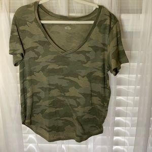 American Eagle soft women’s tee
